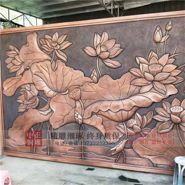 蓮花圖案浮雕有著吉祥寓意(圖1) 1-210319134151353.jpg