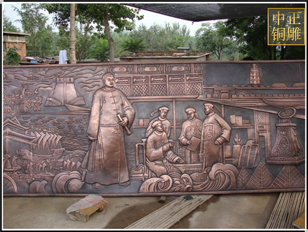 銅浮雕給城市廣場(chǎng)增添的色彩(圖3) 1-21051Q42ZAc.jpg